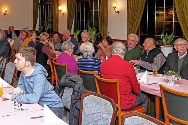 Bild "Willkommen:Gruenkohl_2014_IMG_1566_64.jpg"