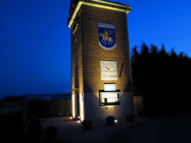 Bild "Willkommen:TurmBeleucht_2015_IMG_0462_64.jpg"