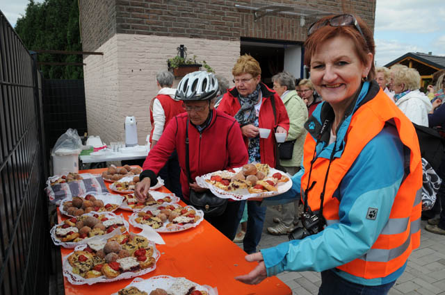 Bild "Willkommen:kfdBesuch_2015_DSC_4711_64.jpg"